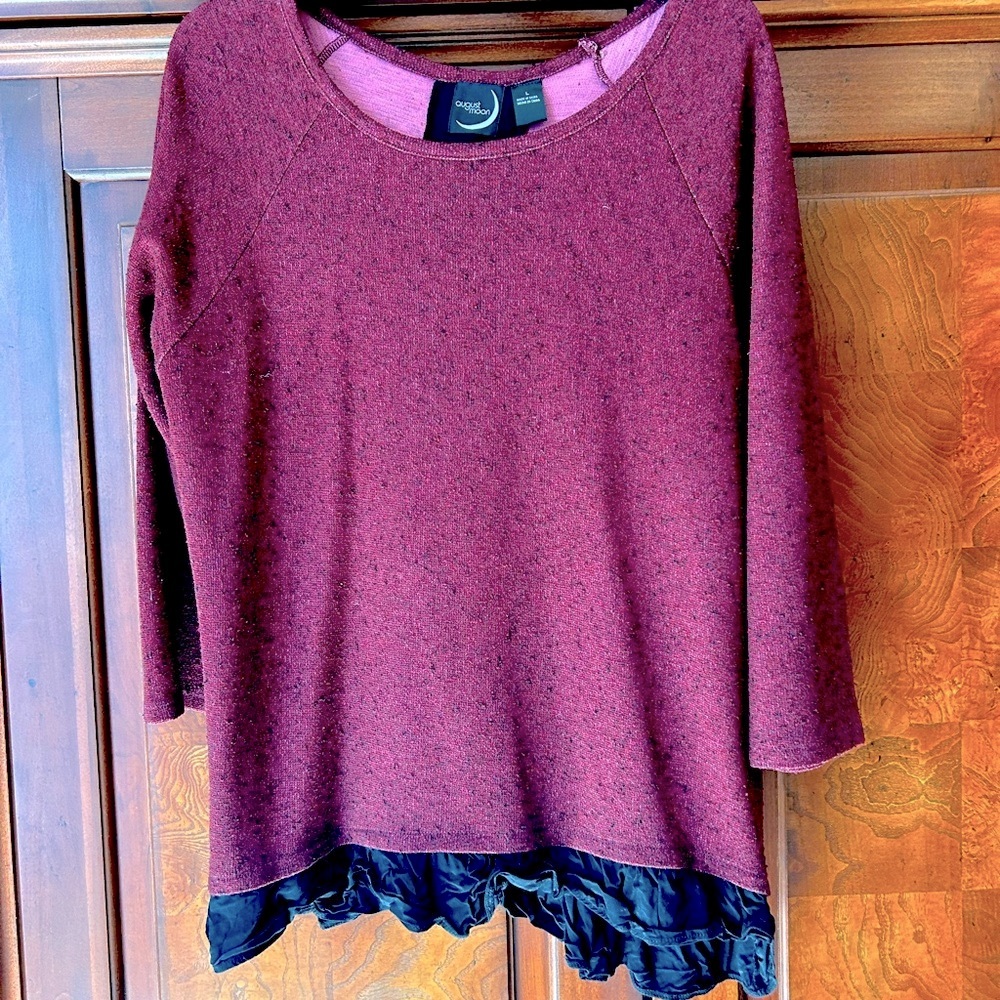 Burgundy long sleeve. Split back with tie
